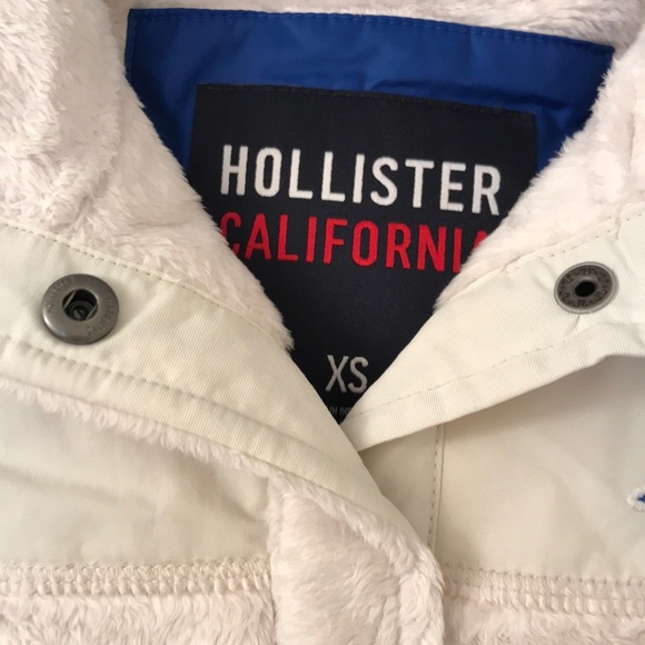 Beautiful white/cream jacket - Picture 2 of 7